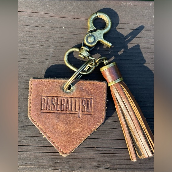 BASEBALLISM KEYCHAIN - Picture 2 of 3